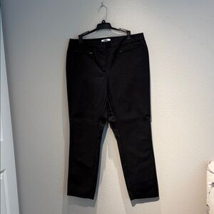 DKNYC Classic Black Ankle Pants